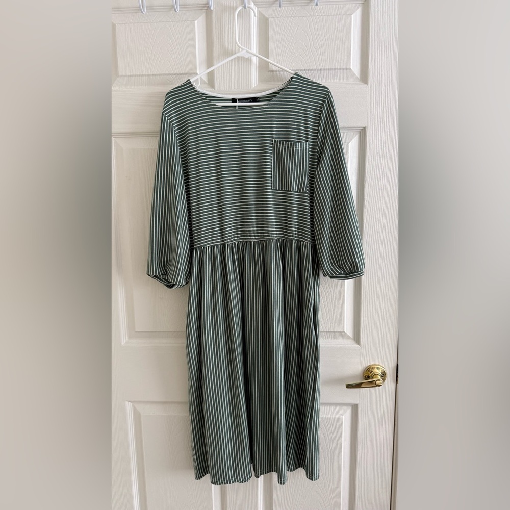 Green & White Striped Babydoll Dress – Size XL
